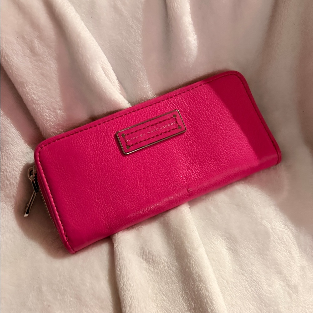 Marc by Marc Jacobs Pink Leather continental wallet